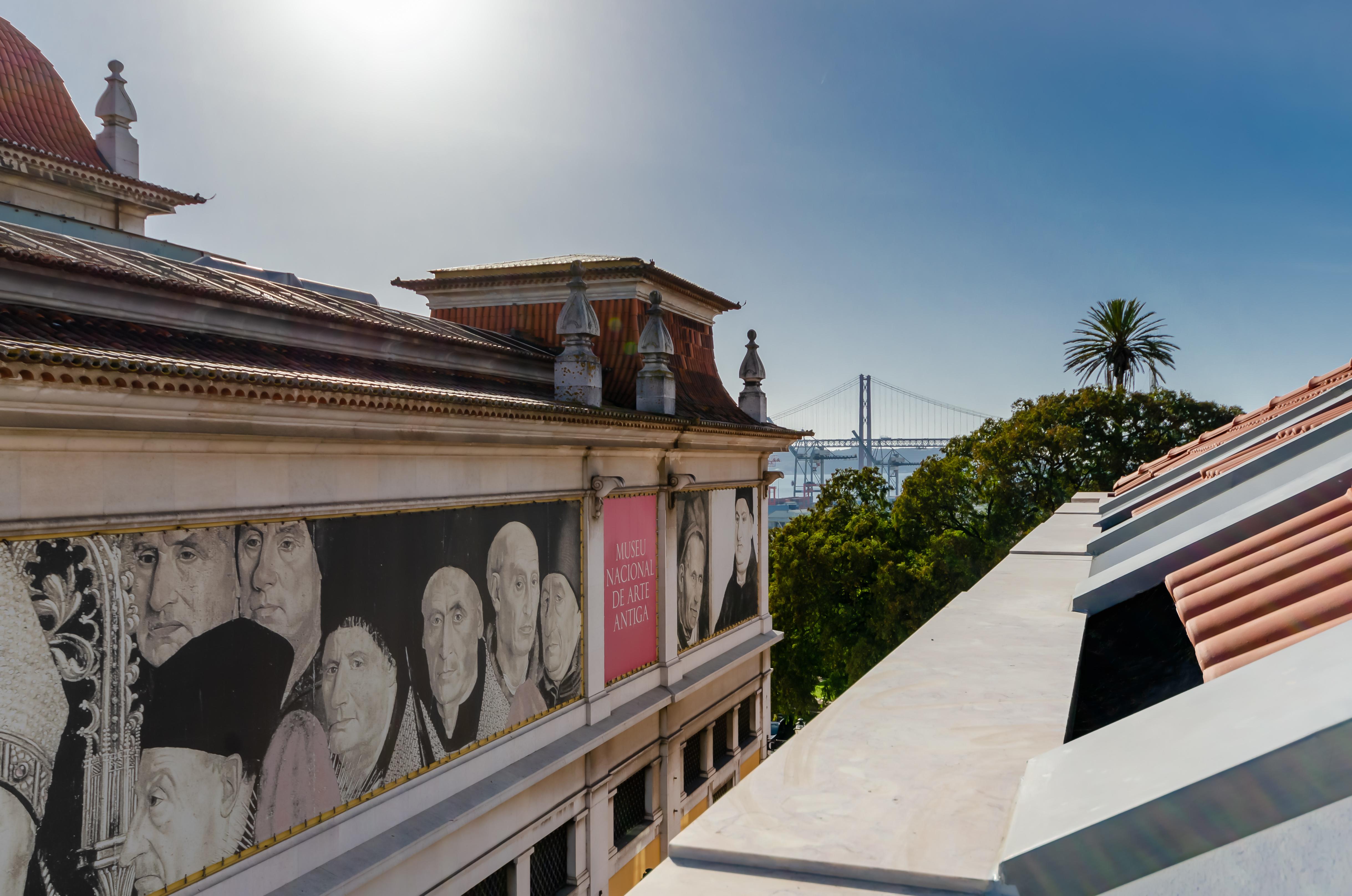 The Emerald House Lisbon Curio Collection By Hilton Hotel Exterior photo